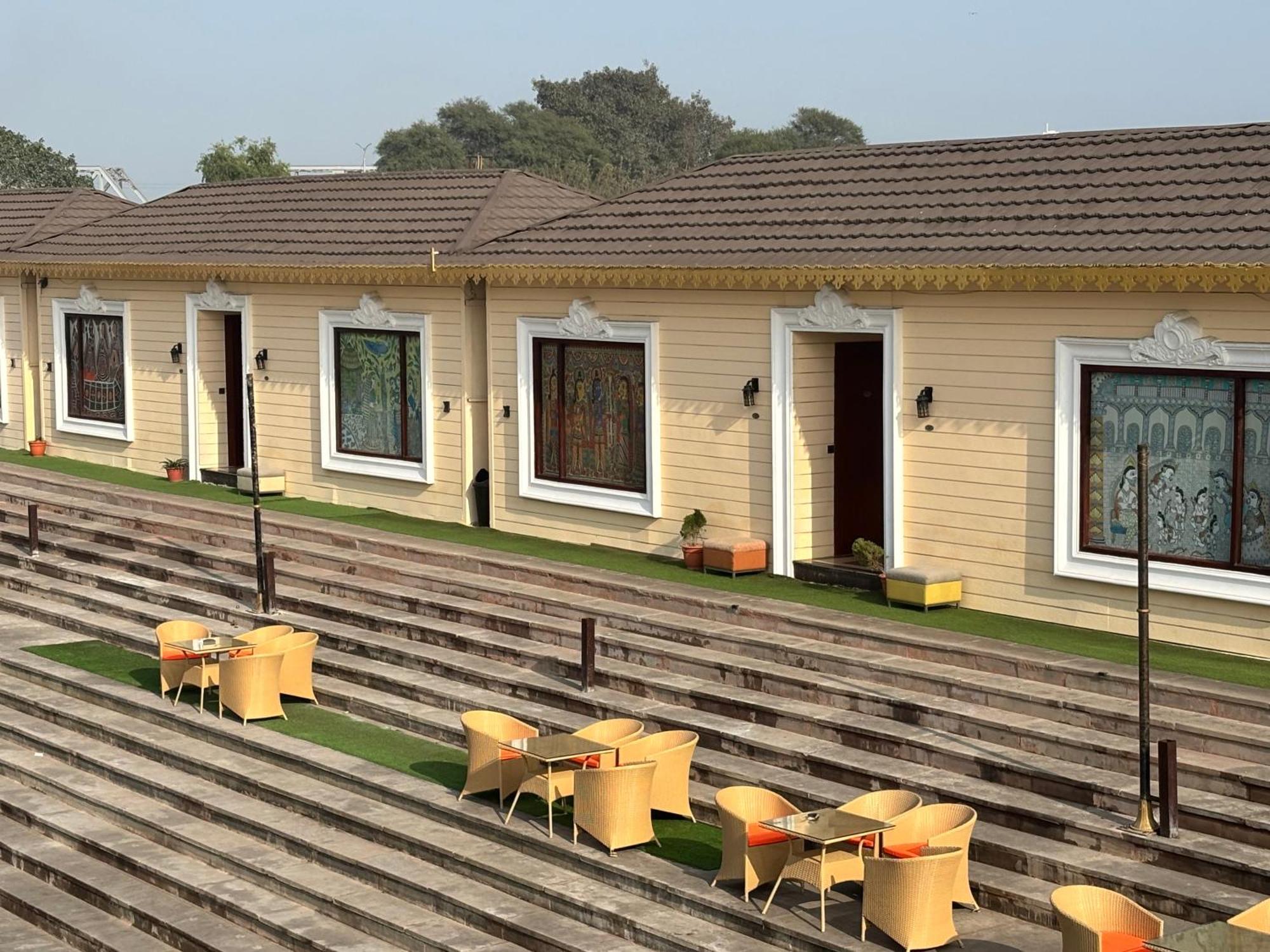 Ayodhya Haat Luxury Cottages エクステリア 写真